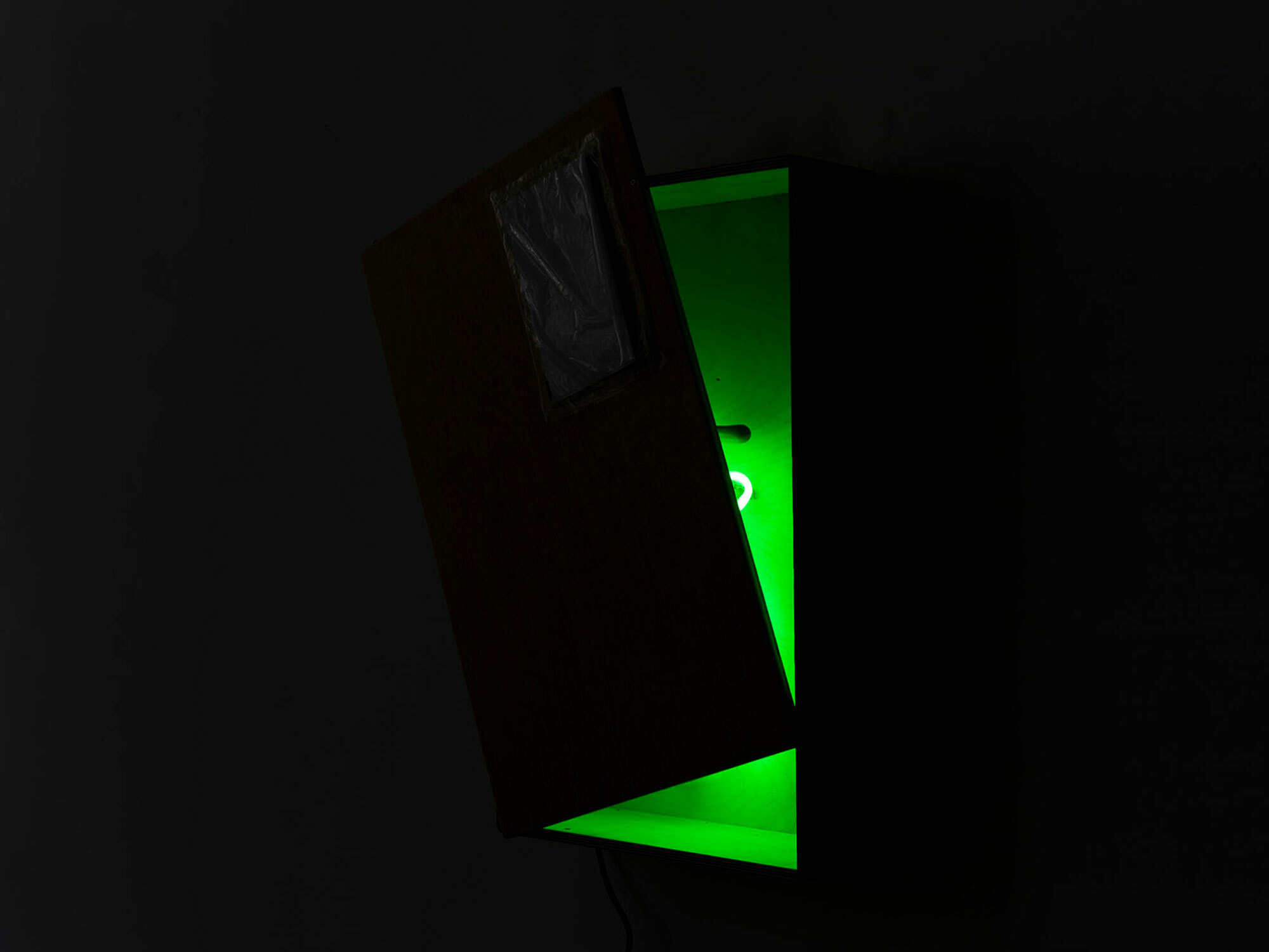 Neon crate 4 3