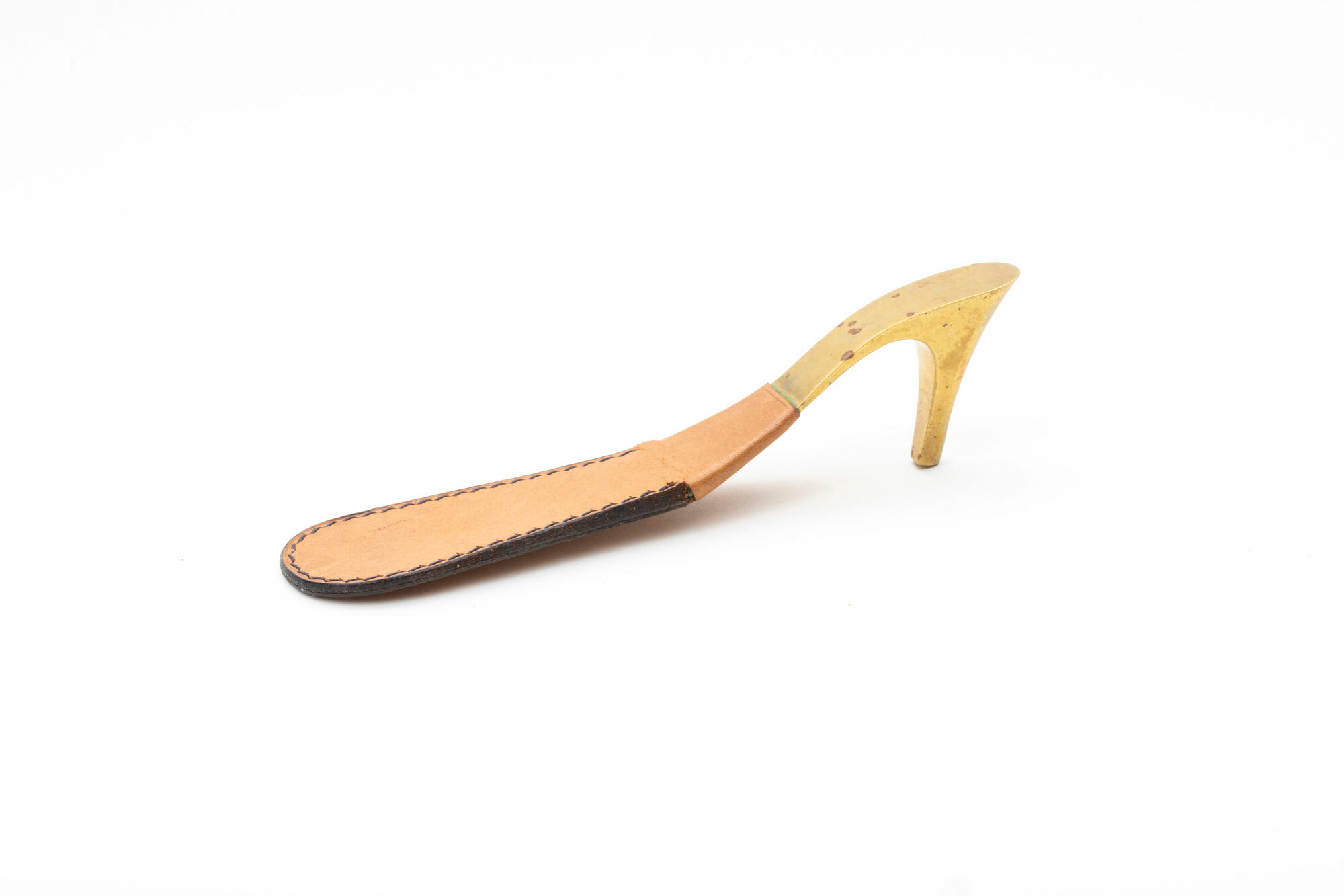 Shoehorn resized